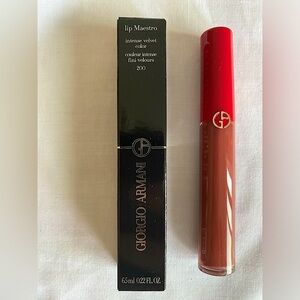 Giorgio Armani LIP MAESTRO VELVET LIQUID
Terra 200 NIB